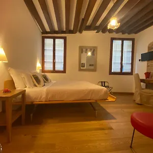 https://bb-residenza-corte-antica.hotelinveneto.com